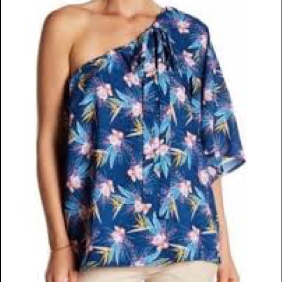 Ro & De Tops - NWT RO & DE Blue Floral Print One Shoulder Top